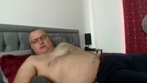 bigguy2014 online show from May 10, 12:40 pm