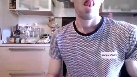 Bigcock online show from March 20, 9:34 am