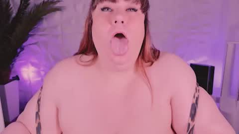 BIGGYMELON online show from August 12, 9:11 am