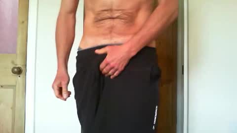 bigjohnw7802122630 online show from April 17, 11:39 am