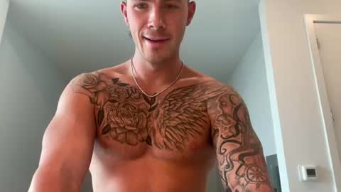 BIGJONNNNN online show from June 17, 11:37 pm