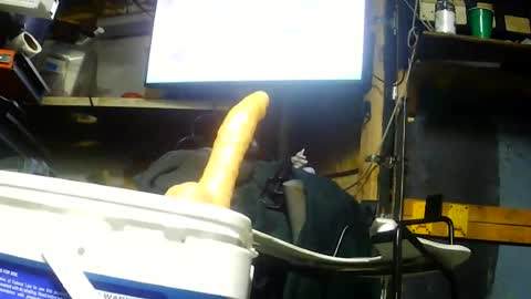 bigmanaround9 online show from August 2, 8:10 am