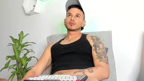 bigmax94hot online show from July 24, 5:21 am