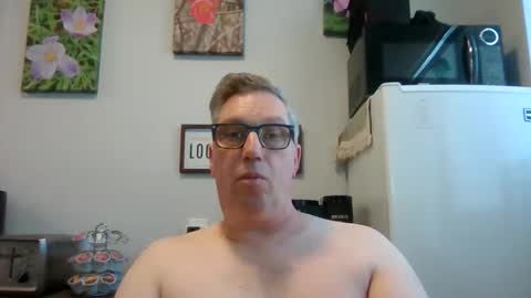 bignhard_69_ online show from April 20, 7:08 pm