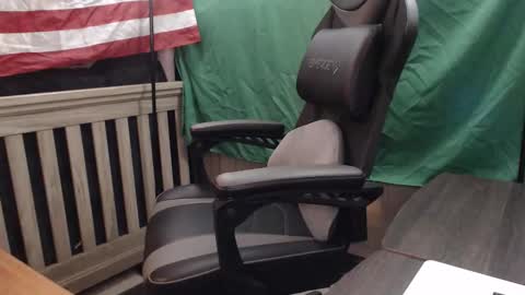 bigp6933 online show from May 15, 7:36 pm