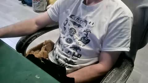 bigpeepdude online show from June 7, 6:57 pm