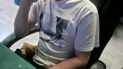 bigpeepdude online show from June 21, 12:06 pm