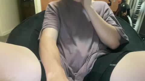 bigsnakejake111 online show from August 14, 5:44 am