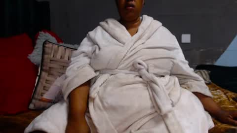 bigsuperbutt online show from June 18, 8:20 pm