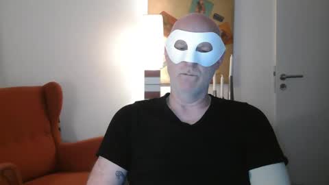 Casey online show from March 21, 7:28 pm