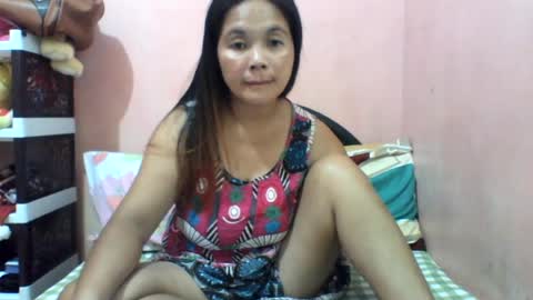 bigtits_24 online show from August 3, 12:28 am