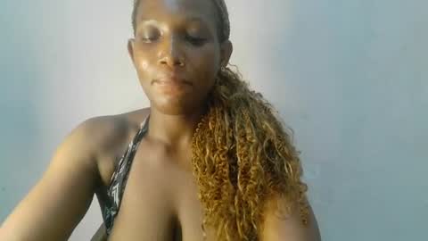 bigtits_giina online show from August 11, 5:48 pm
