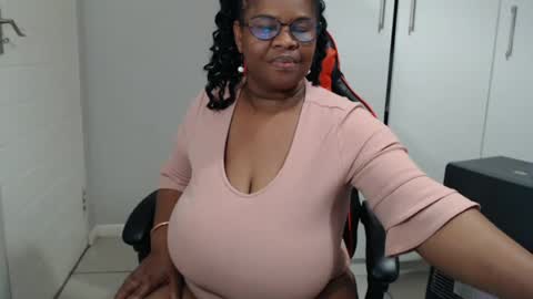 Lona online show from August 7, 7:47 pm