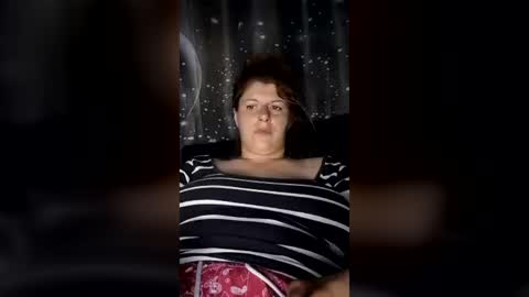bigtitslala online show from July 2, 10:33 pm