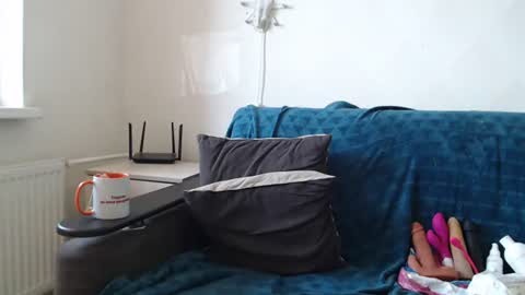 BigTwinsOmg online show from July 11, 10:10 am