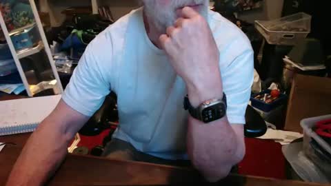 bigwaves1 online show from May 18, 10:43 pm