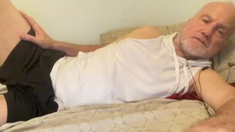 Bigwebone online show from August 11, 11:40 pm
