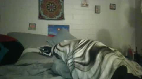 BiHippieXO online show from March 16, 7:34 am