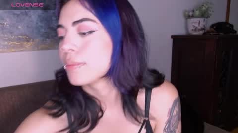biigbooty_ online show from August 7, 6:35 am