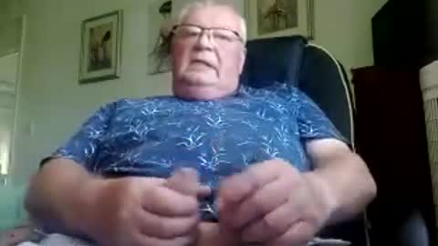 billlllllyb online show from July 7, 2:32 pm
