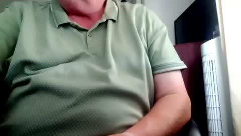 billlllllyb online show from August 10, 1:23 pm