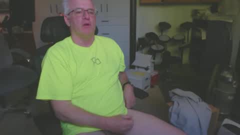 billp750876 online show from May 12, 8:42 pm