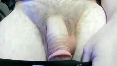 billyg23 online show from February 26, 7:18 am