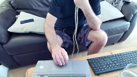 bindmedown online show from May 3, 11:37 am