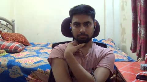 birbikrom104 online show from August 13, 1:36 pm