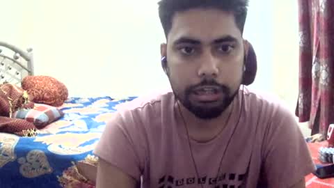 birbikrom104 online show from August 14, 1:59 pm
