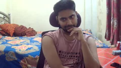 birbikrom104 online show from August 15, 1:59 pm