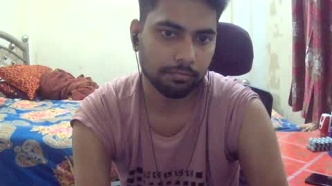 birbikrom104 online show from August 15, 2:32 pm
