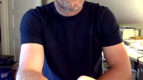 BisonBar online show from June 15, 4:38 pm
