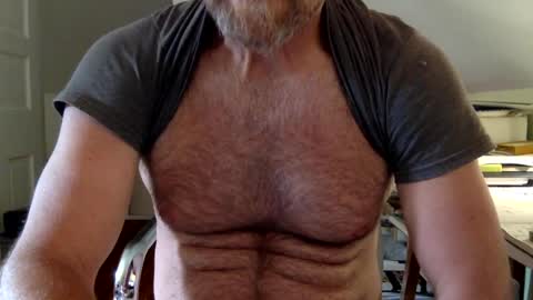 BisonBar online show from August 12, 7:38 pm