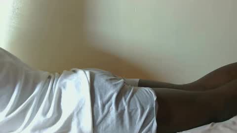 bitch_zonecouples2 online show from March 3, 9:28 am