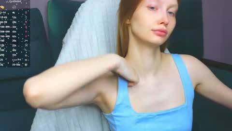 LOYA  JANE online show from August 15, 2:26 am