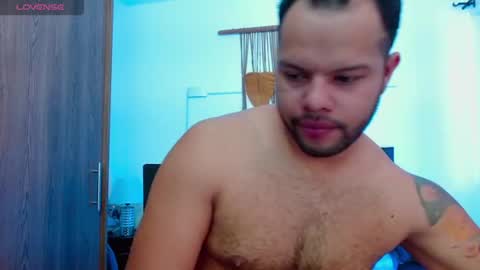 black_adams_ online show from August 3, 2:57 pm
