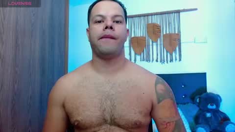 black_adams_ online show from August 4, 2:47 pm