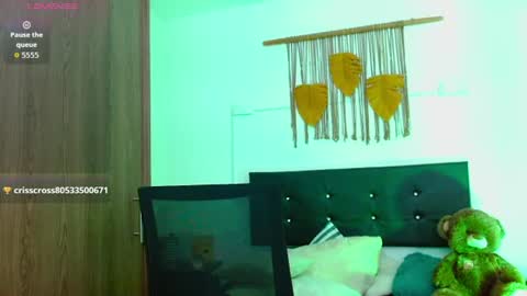 black_adams_ online show from August 12, 6:10 pm