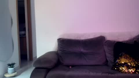 luisa  online show from July 25, 4:55 pm