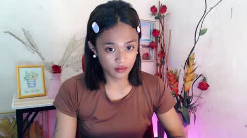 Nympha online show from August 13, 3:20 am