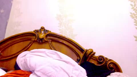 Kristin online show from August 5, 4:27 pm