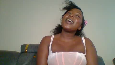 Dee online show from July 2, 8:48 am