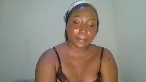 Dee online show from July 25, 7:01 am