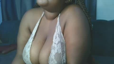candy online show from August 14, 6:00 pm