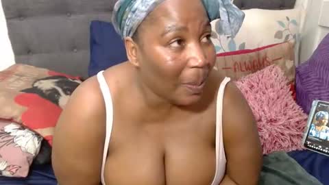 blackbootyx5 online show from August 8, 9:31 am