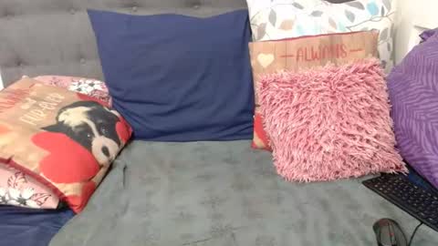 blackbootyx5 online show from August 11, 6:15 am
