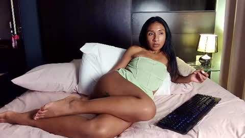 Angye online show from August 3, 2:13 pm