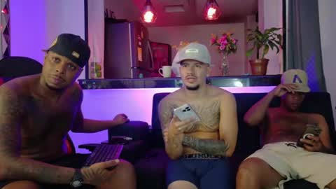 BLACK DREAMS online show from July 31, 5:03 am
