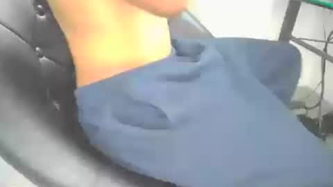 I might be your neighbor. Watch me Masturbate while I watch porn online show from July 29, 8:16 pm